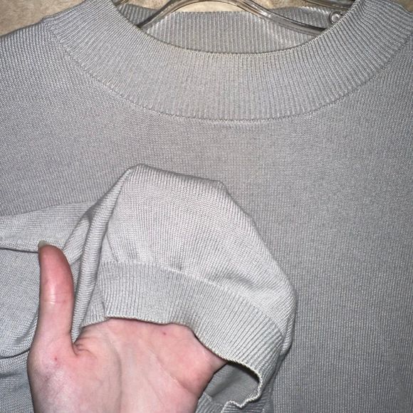 Short Sleeve Sweater Shirt - Picture 3 of 6